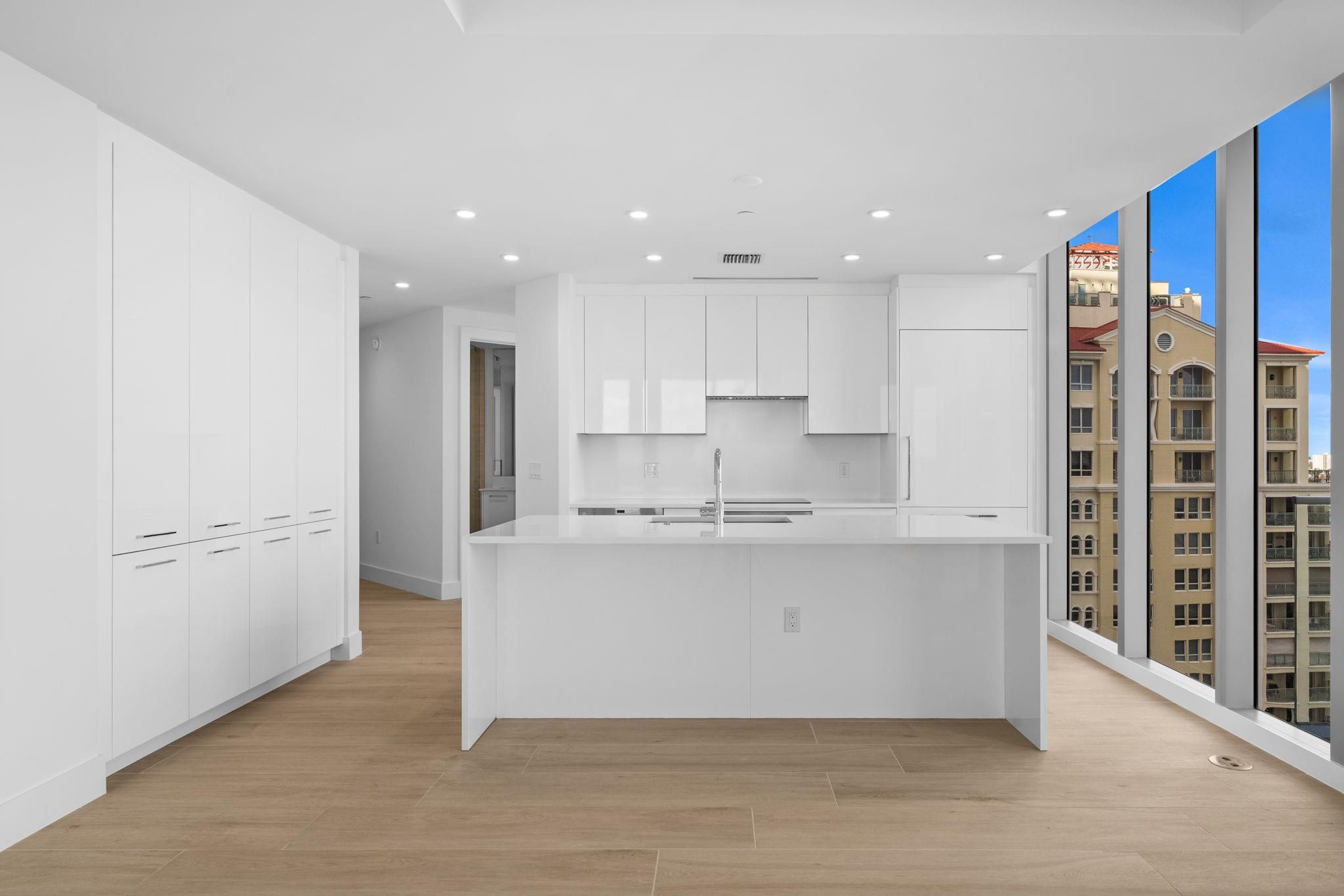 153 N Seabreeze #1005-S Fort Lauderdale, FL 33304