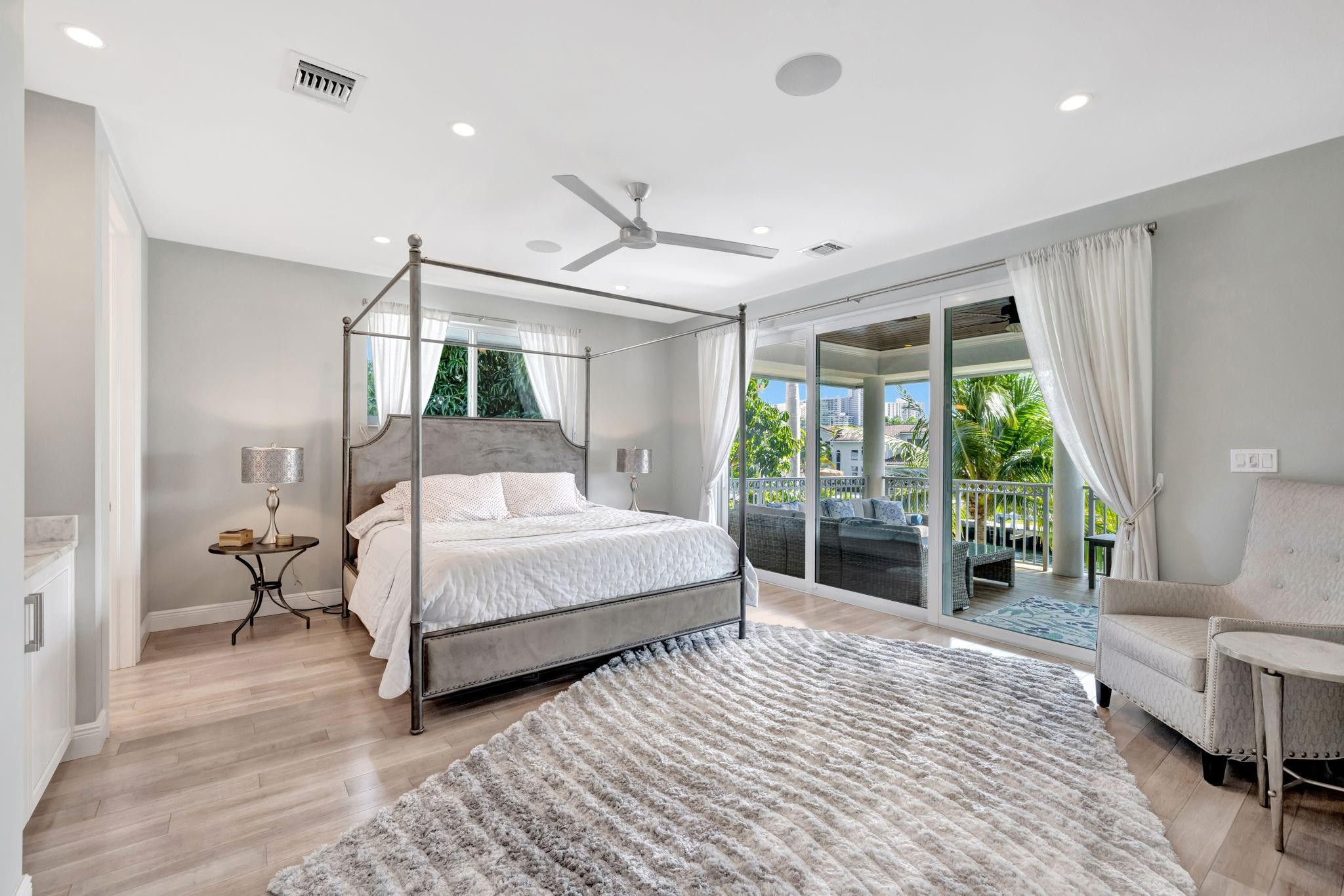 288 S Tradewinds Fort Lauderdale, FL 33308