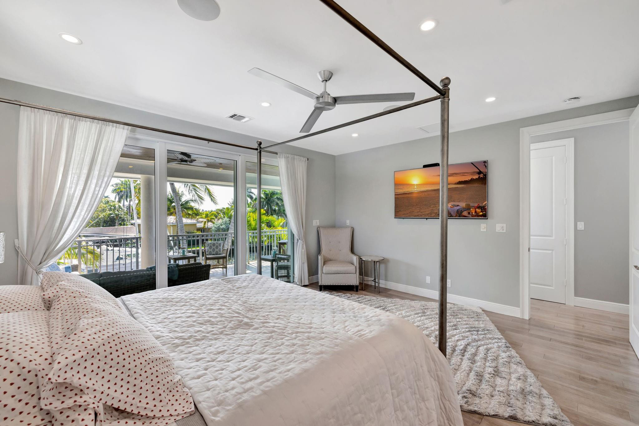 288 S Tradewinds Fort Lauderdale, FL 33308