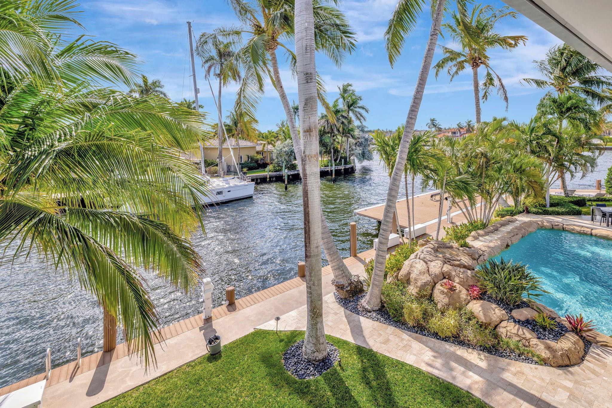 288 S Tradewinds Fort Lauderdale, FL 33308