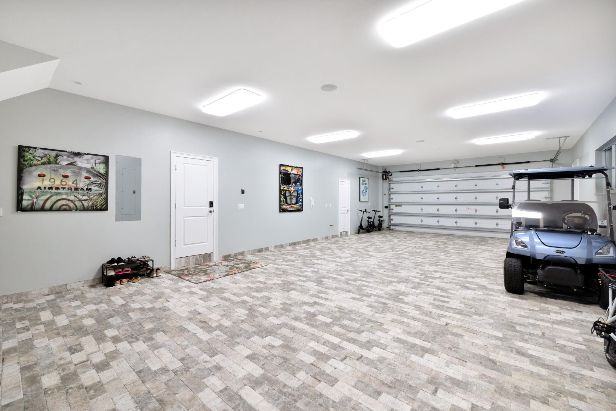 288 S Tradewinds Fort Lauderdale, FL 33308