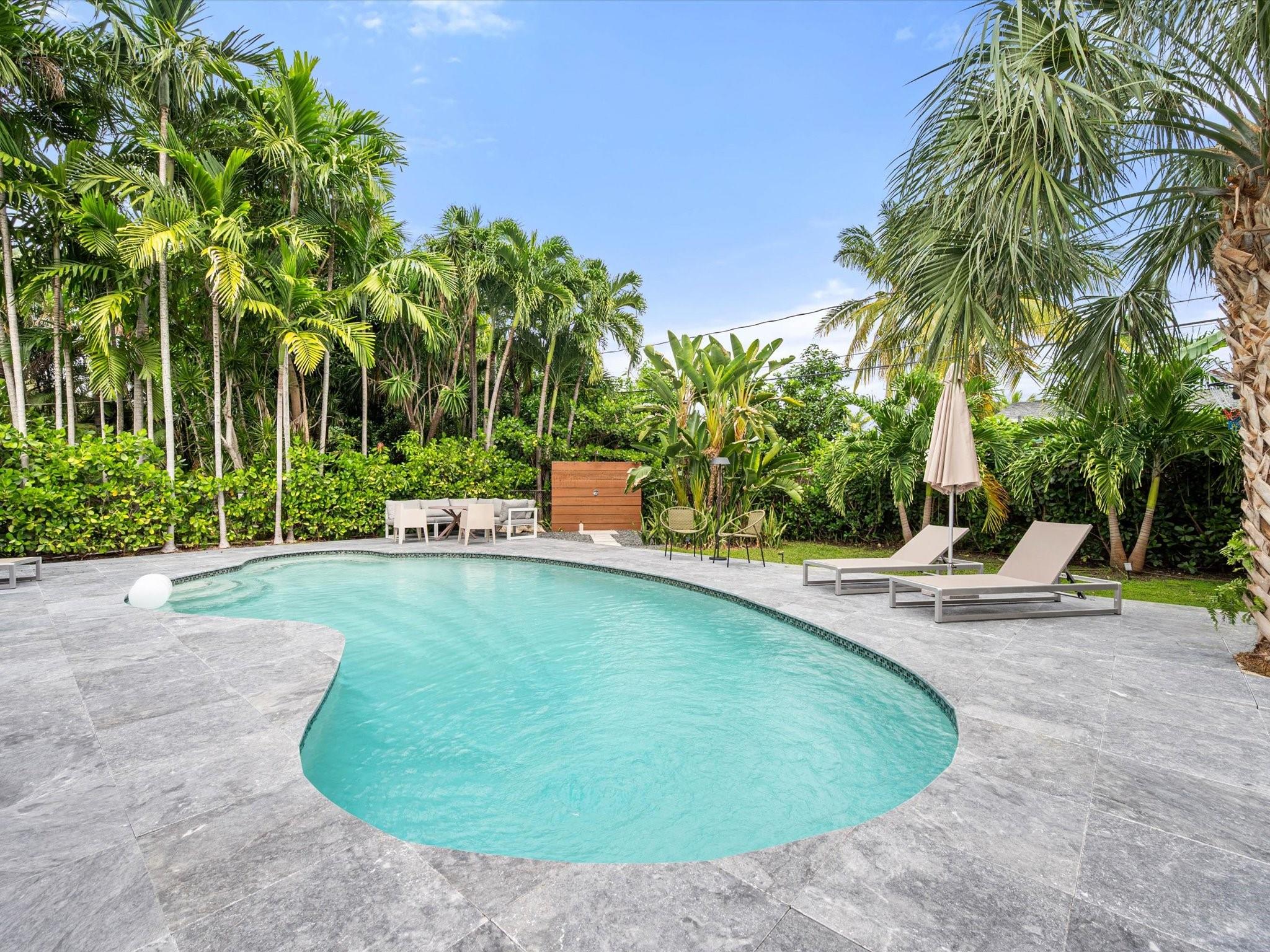 1232 NE 17th Way Fort Lauderdale, FL 33304