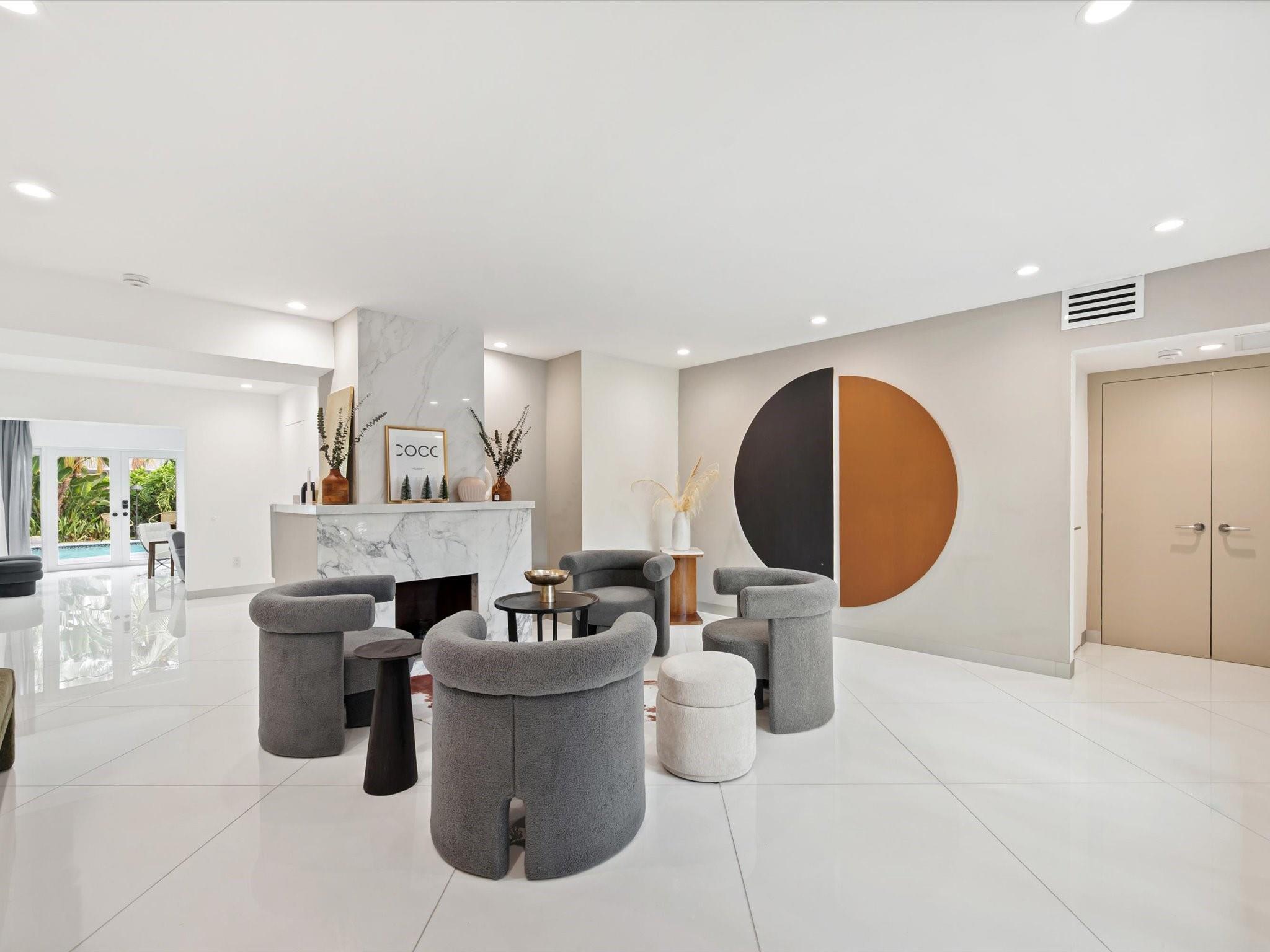 1232 NE 17th Way Fort Lauderdale, FL 33304