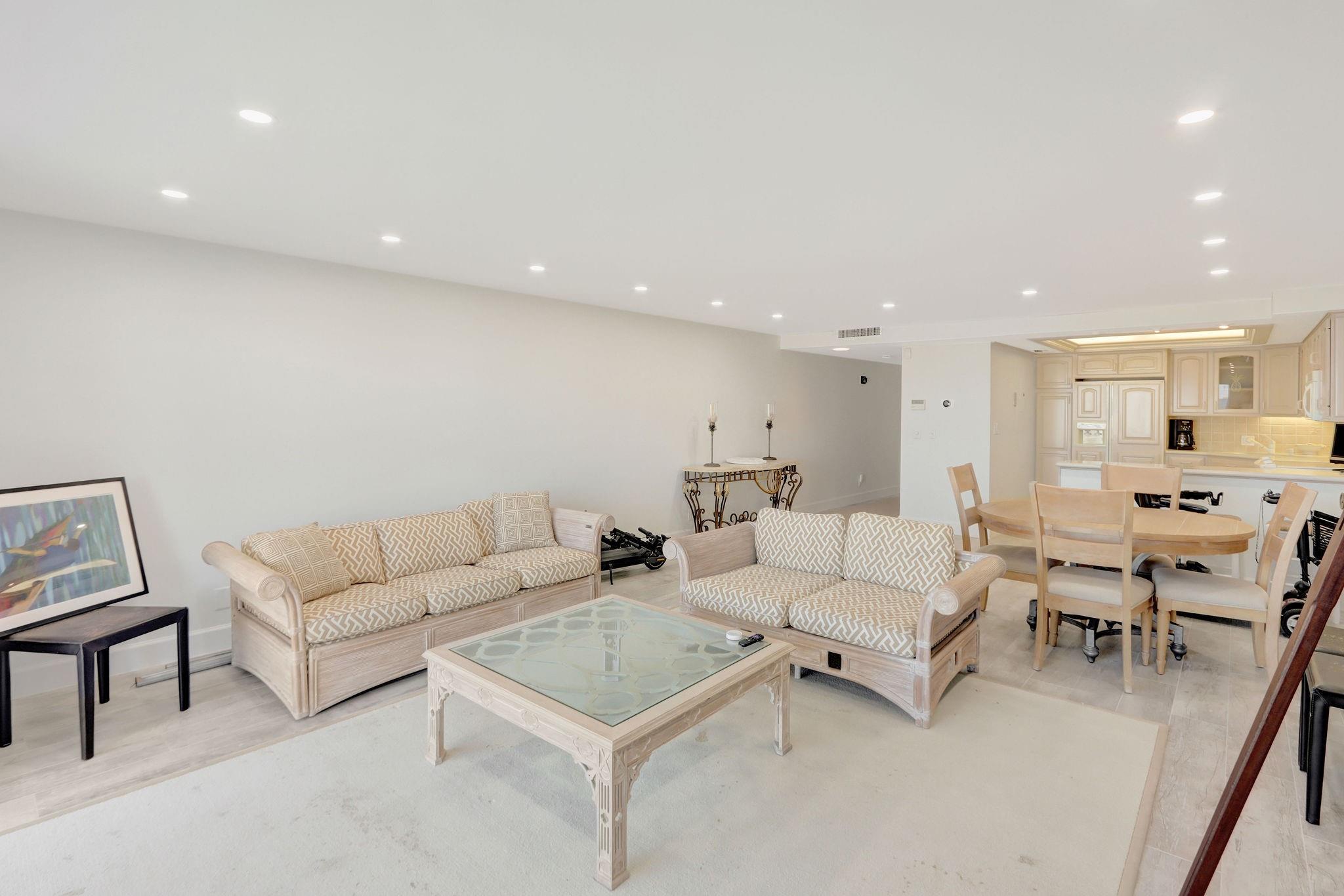 1710 S Ocean Ln #105 & 104 Fort Lauderdale, FL 33316