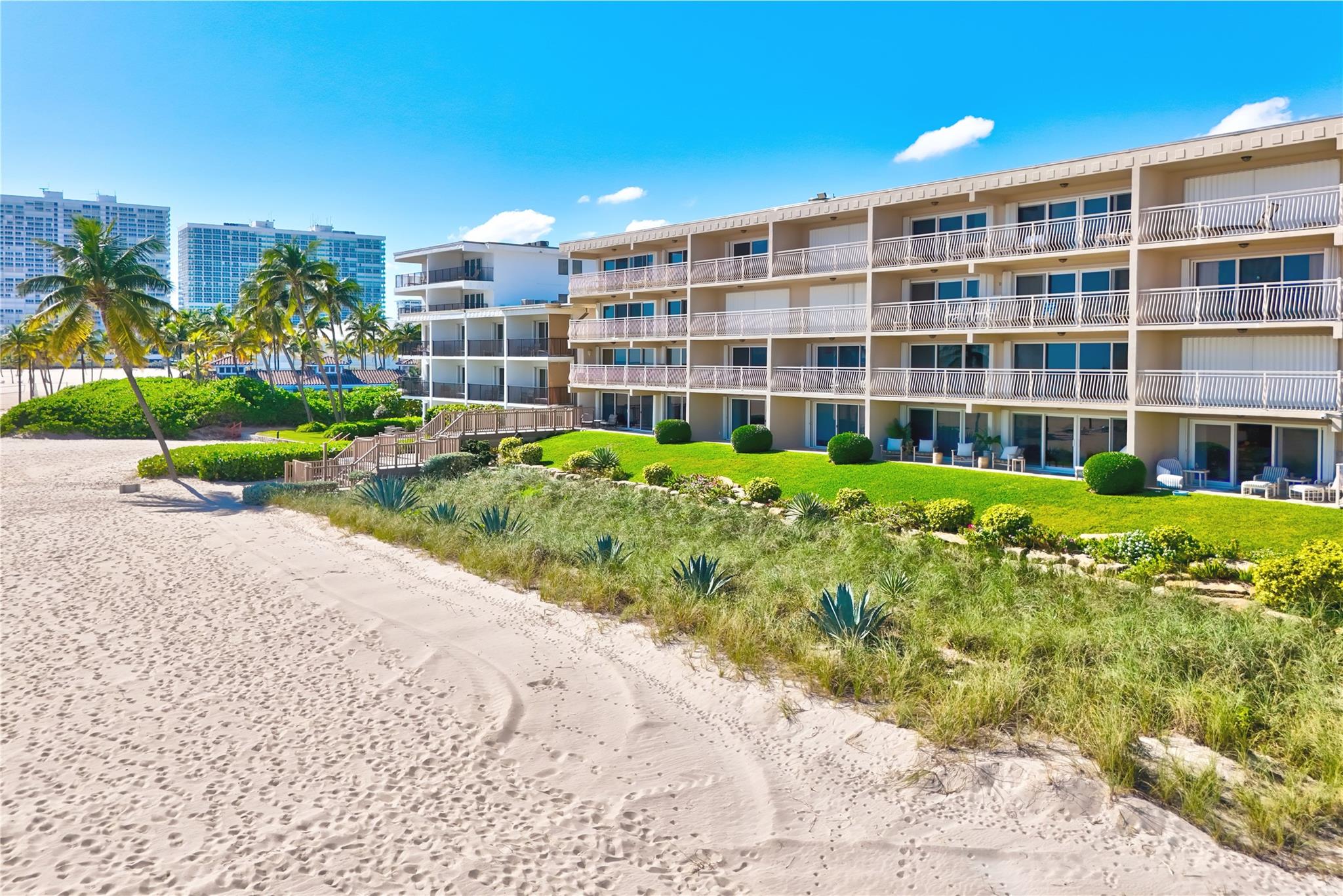 1710 S Ocean Ln #105 & 104 Fort Lauderdale, FL 33316