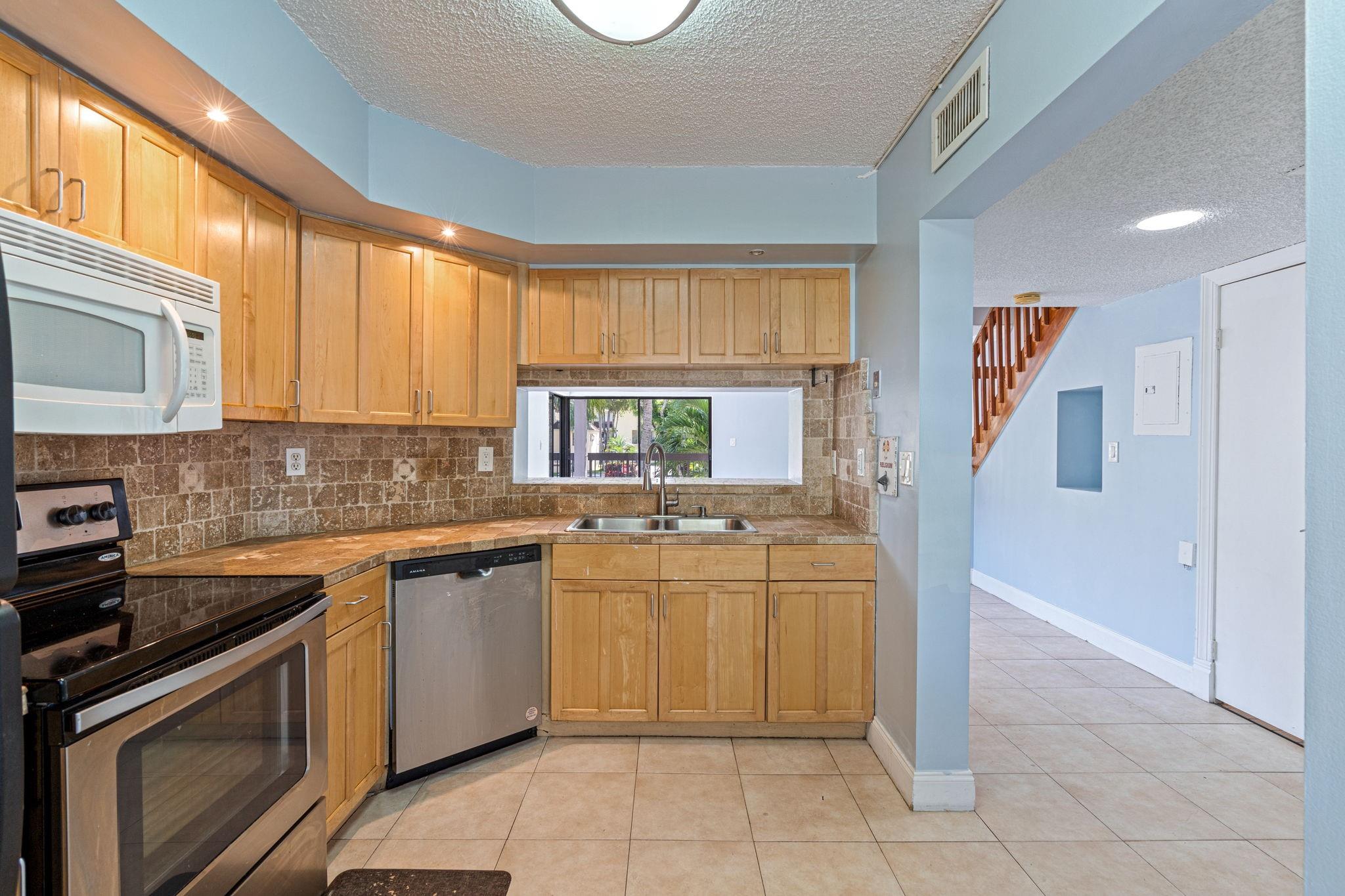 13022 SW 88th Ter North #201 Miami, FL 33186