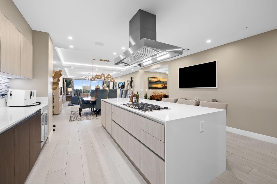 435 Bayshore #503 Fort Lauderdale, FL 33304