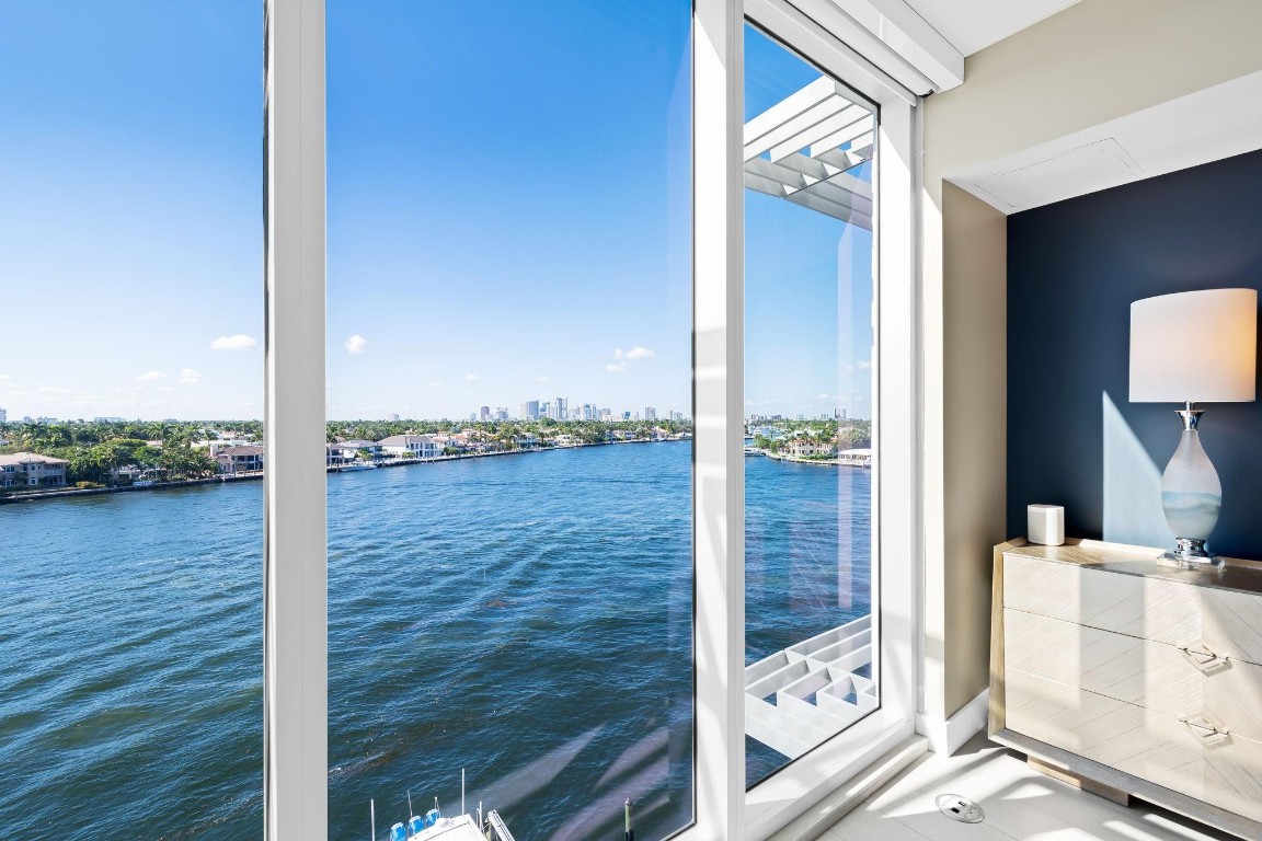 435 Bayshore #503 Fort Lauderdale, FL 33304