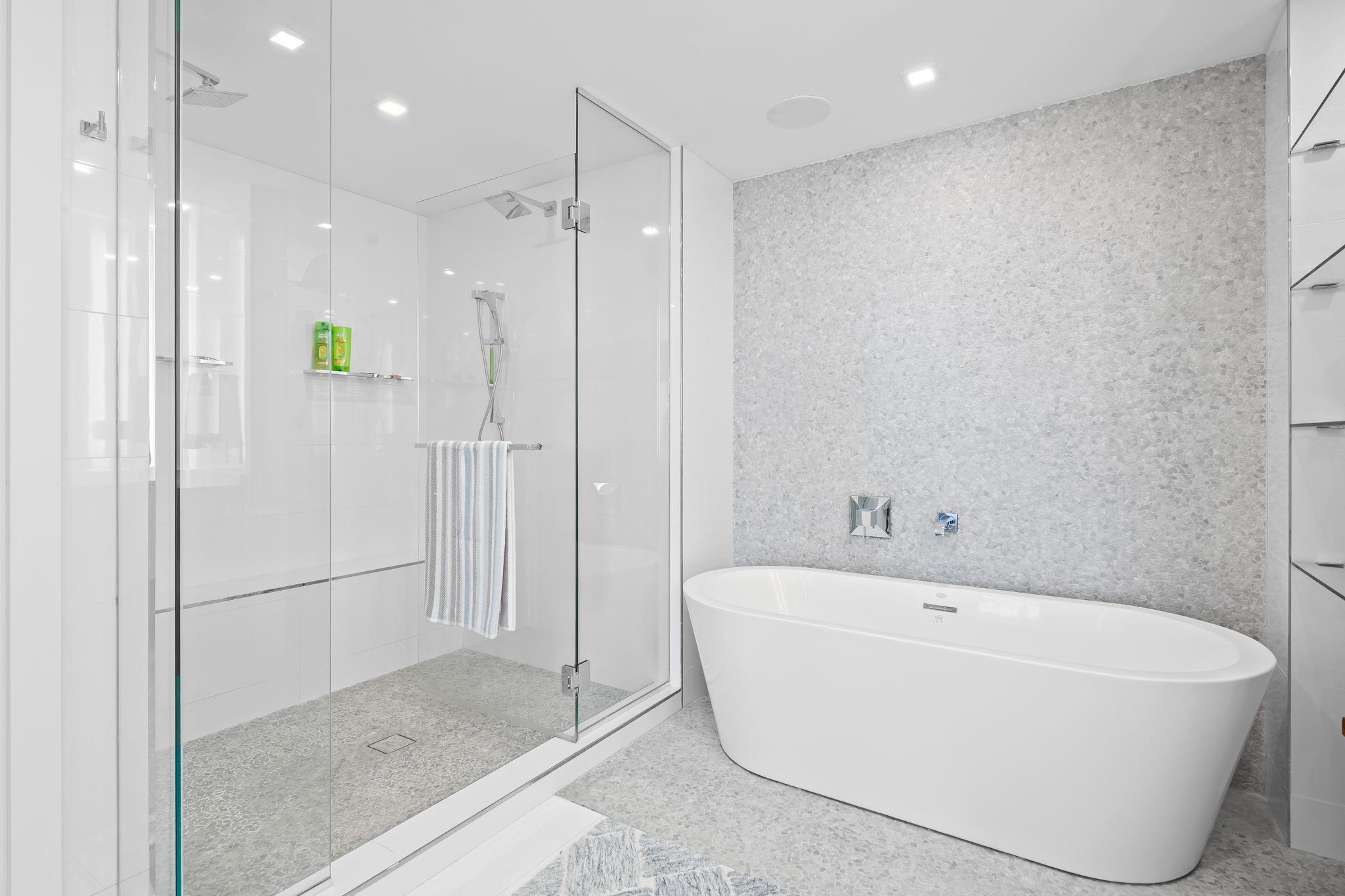 435 Bayshore #503 Fort Lauderdale, FL 33304