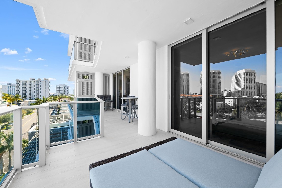 435 Bayshore #503 Fort Lauderdale, FL 33304
