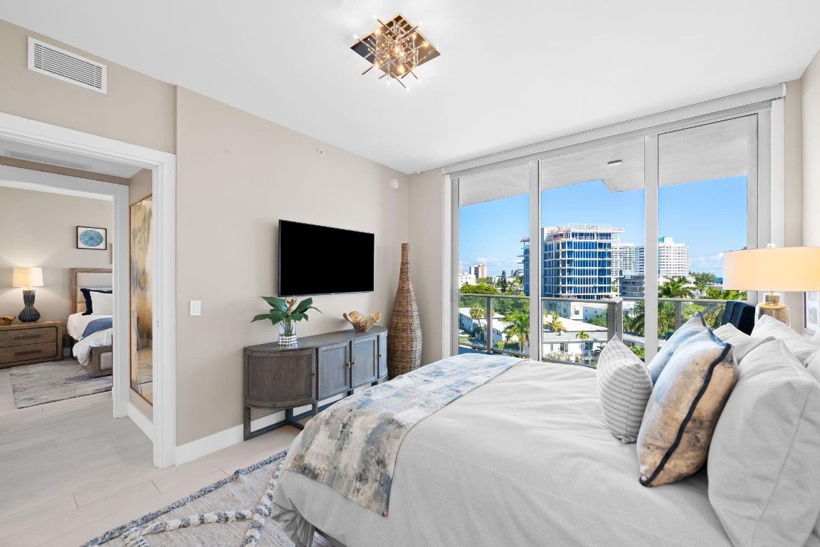 435 Bayshore #503 Fort Lauderdale, FL 33304