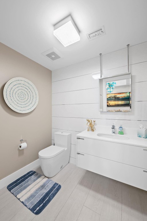 435 Bayshore #503 Fort Lauderdale, FL 33304