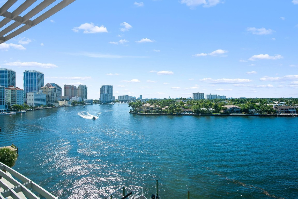 435 Bayshore #503 Fort Lauderdale, FL 33304