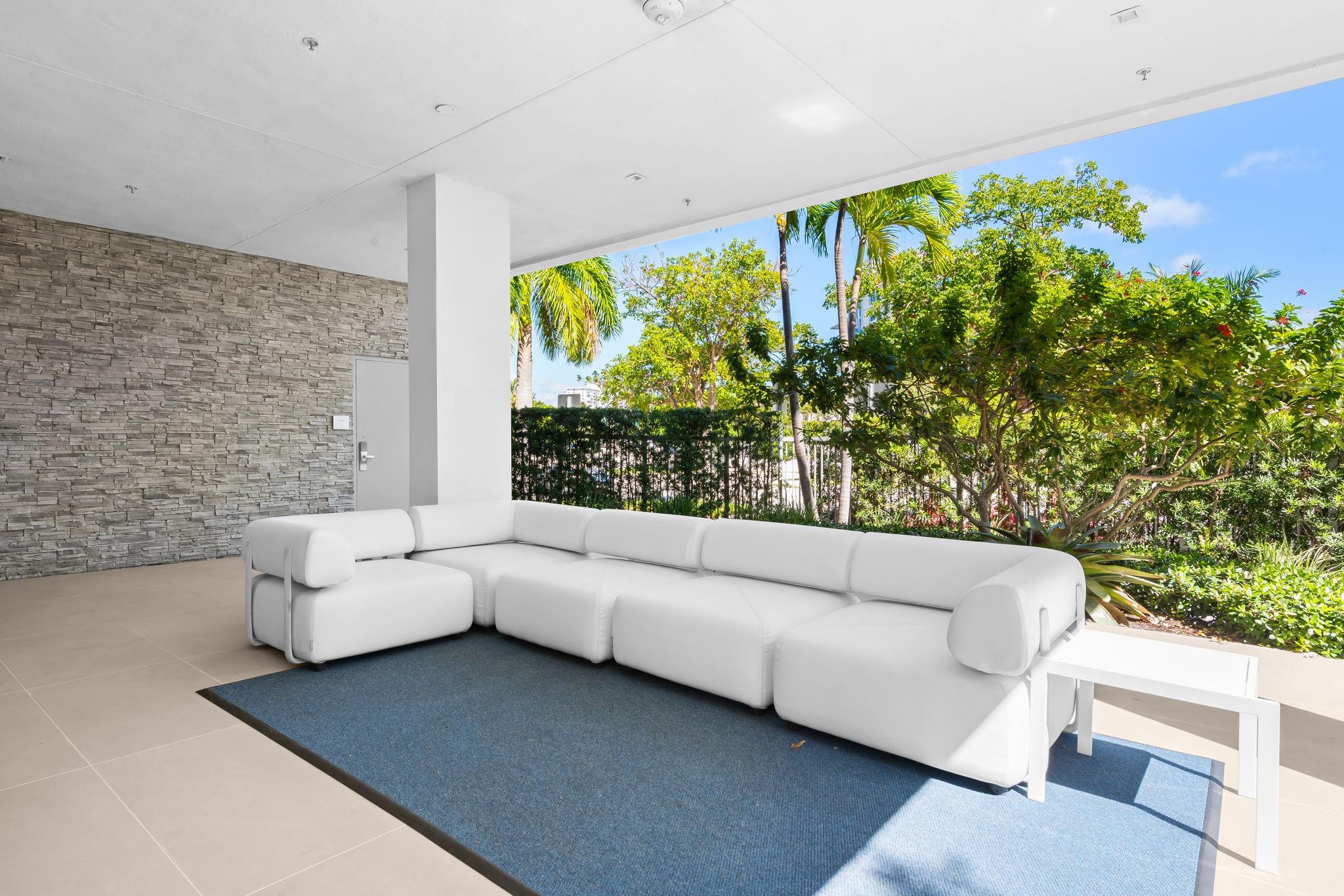 435 Bayshore #503 Fort Lauderdale, FL 33304