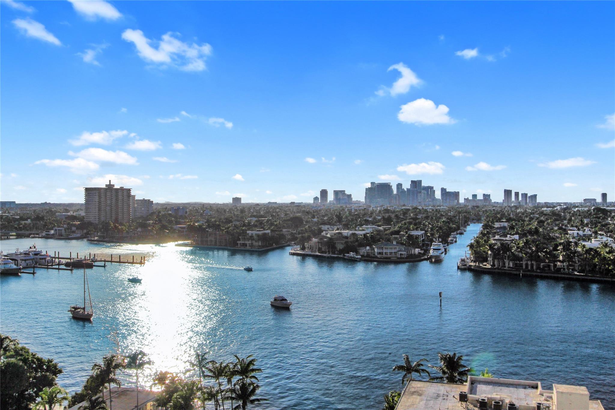 153 N Seabreeze Blv #S-903