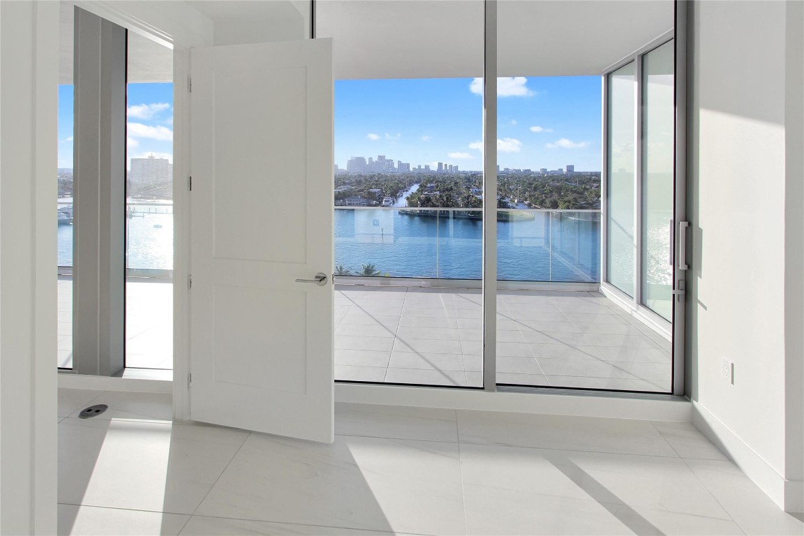 153 N Seabreeze Blv #S-903 Fort Lauderdale, FL 33304