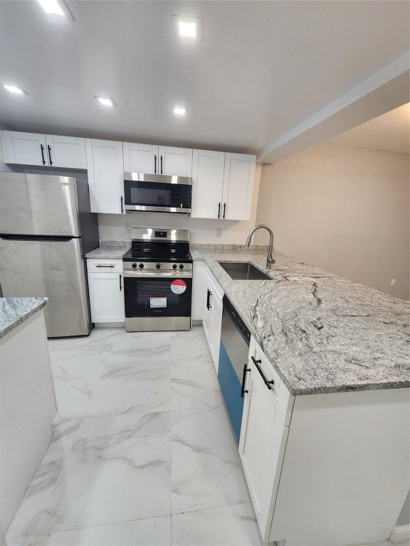 485 N Pine Is Rd Fort Lauderdale, FL 33324