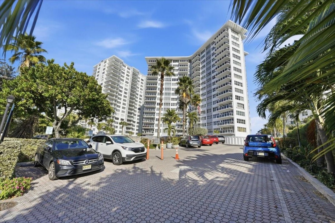 3700 Galt Ocean #214