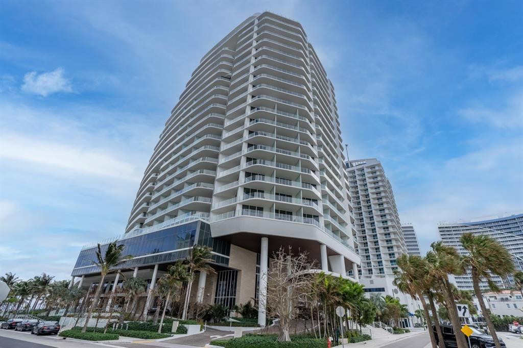 525 N Fort Lauderdale Bch #1204 Fort Lauderdale, FL 33304