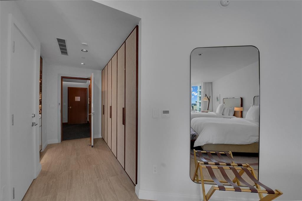 525 N Fort Lauderdale Bch #1204 Fort Lauderdale, FL 33304