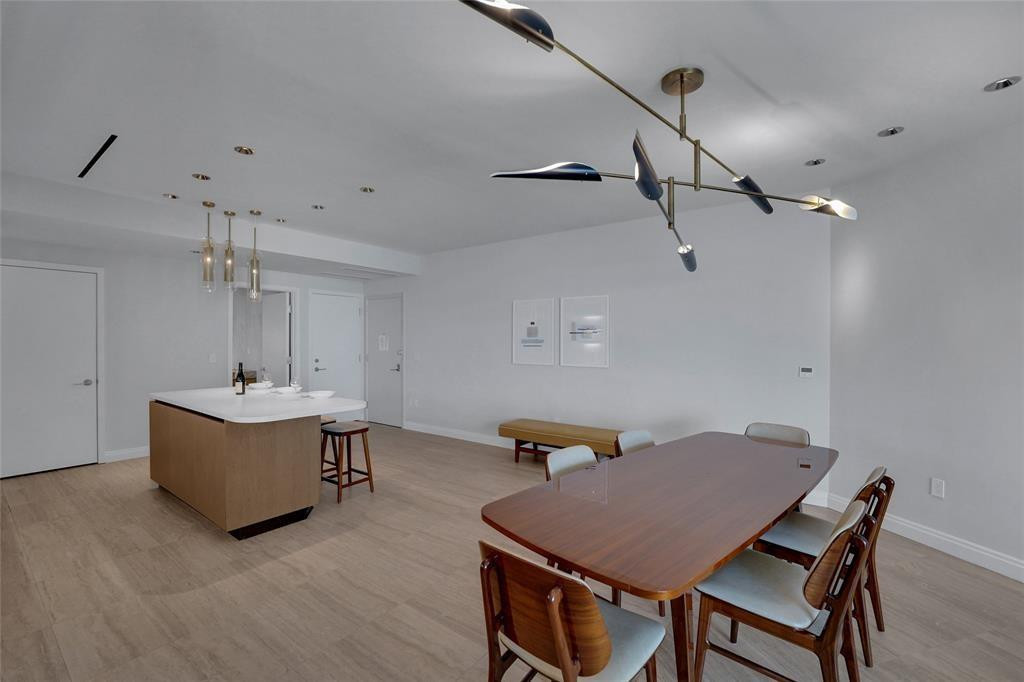 525 N Fort Lauderdale Bch #1204 Fort Lauderdale, FL 33304