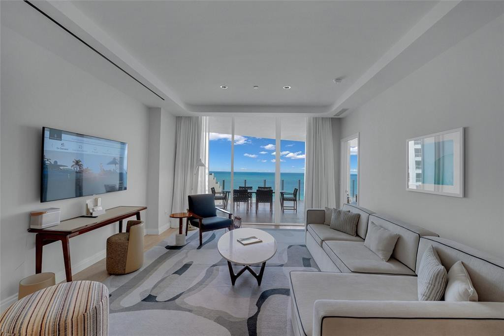 525 N Fort Lauderdale Bch #1204 Fort Lauderdale, FL 33304