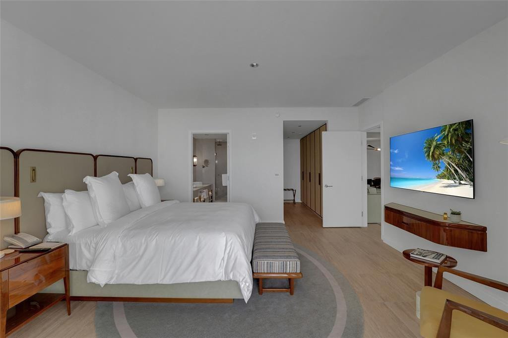 525 N Fort Lauderdale Bch #1204 Fort Lauderdale, FL 33304