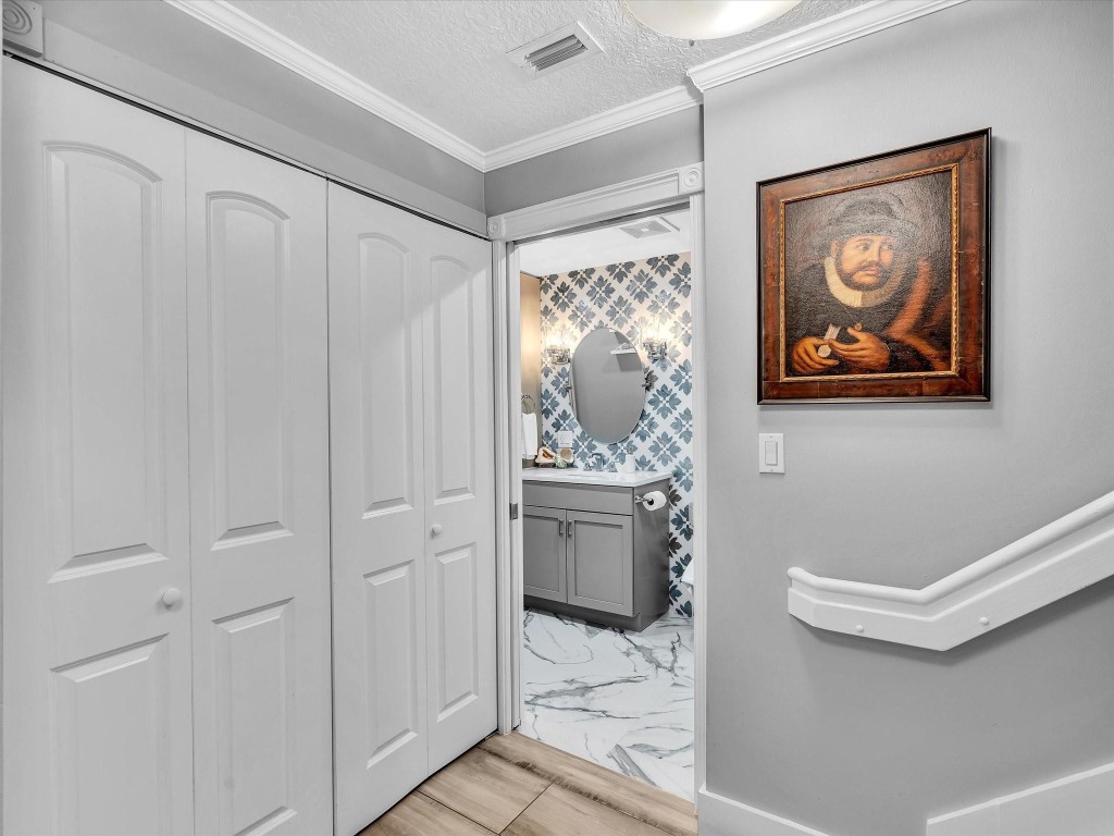 240 City Vw #240 Fort Lauderdale, FL 33311