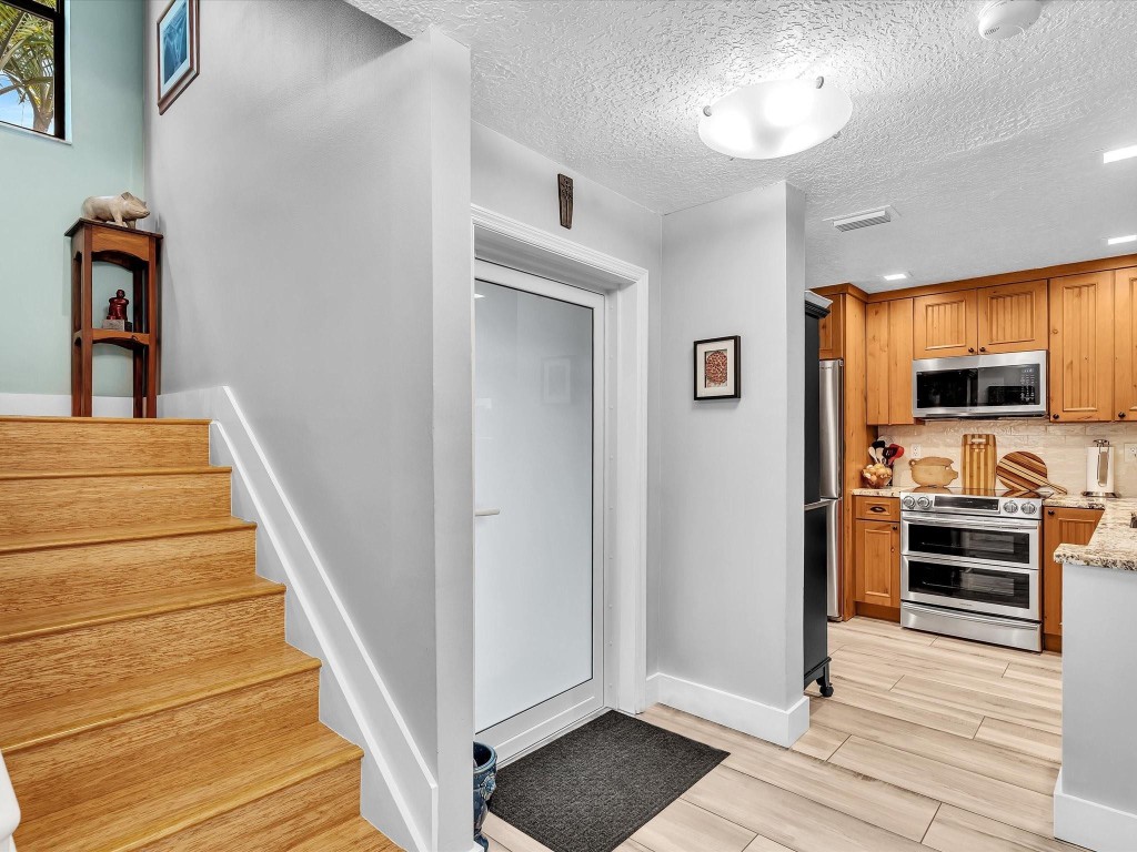 240 City Vw #240 Fort Lauderdale, FL 33311