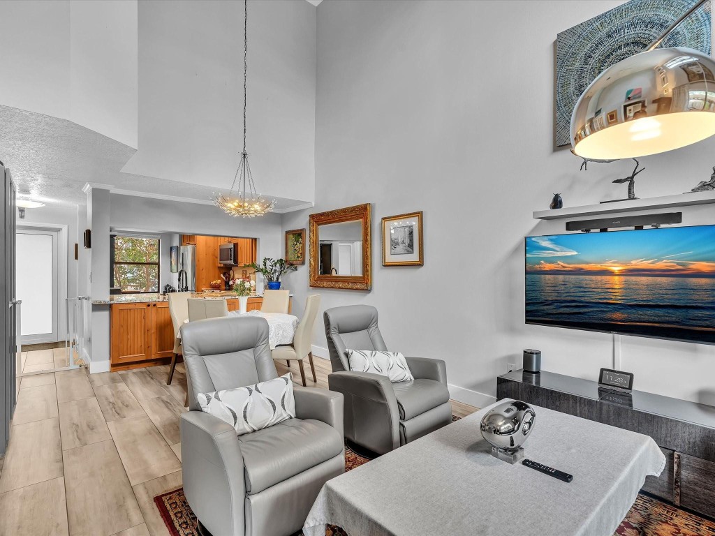 240 City Vw #240 Fort Lauderdale, FL 33311