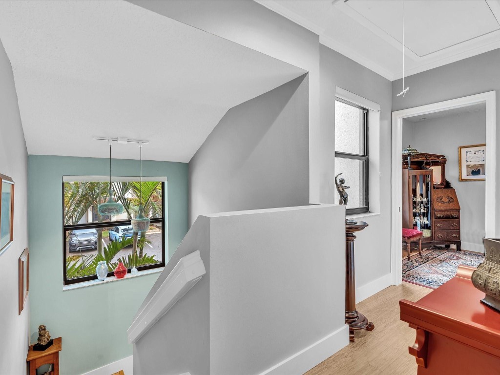 240 City Vw #240 Fort Lauderdale, FL 33311