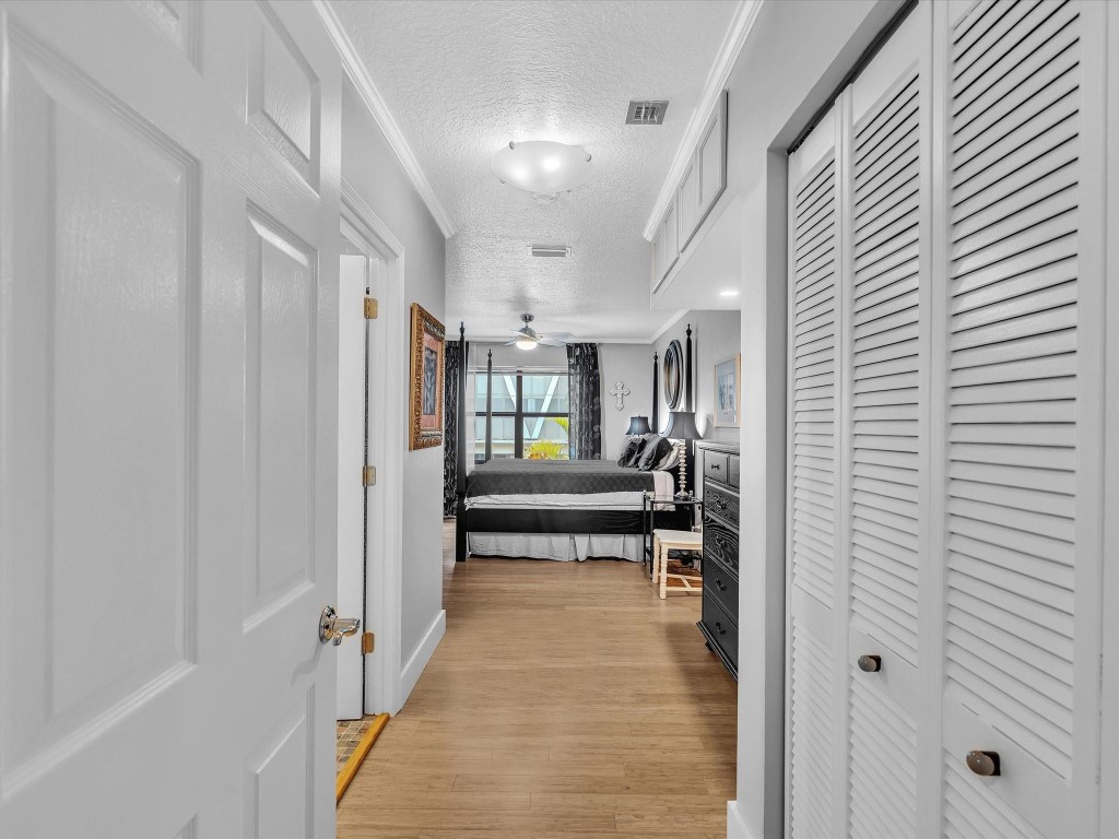 240 City Vw #240 Fort Lauderdale, FL 33311