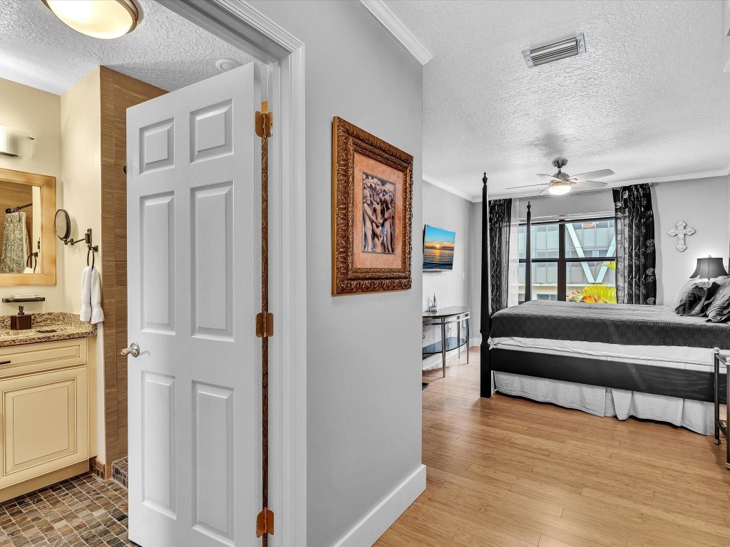 240 City Vw #240 Fort Lauderdale, FL 33311