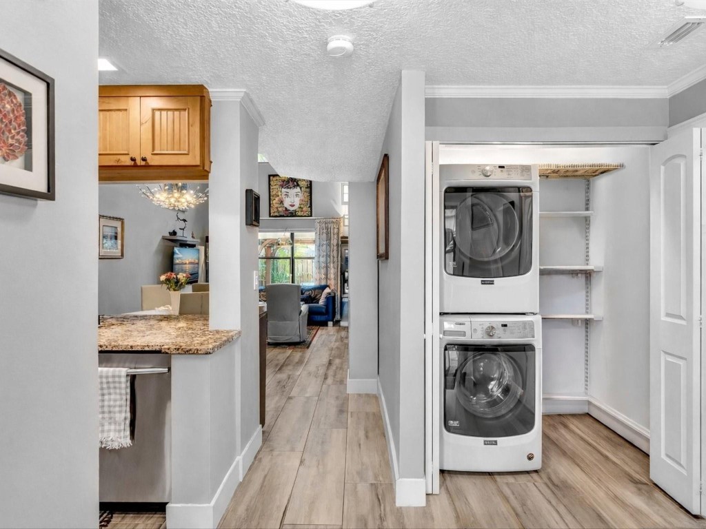 240 City Vw #240 Fort Lauderdale, FL 33311