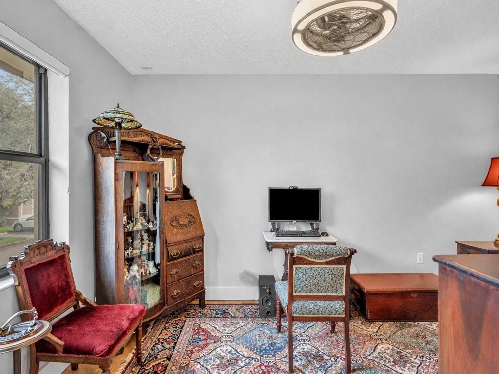 240 City Vw #240 Fort Lauderdale, FL 33311