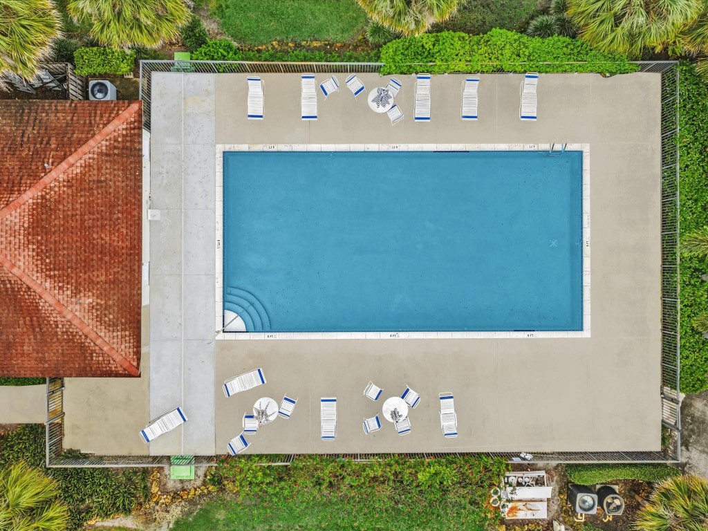 240 City Vw #240 Fort Lauderdale, FL 33311