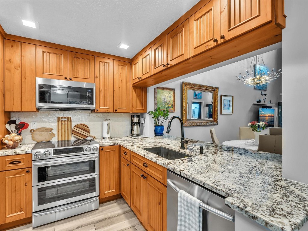 240 City Vw #240 Fort Lauderdale, FL 33311