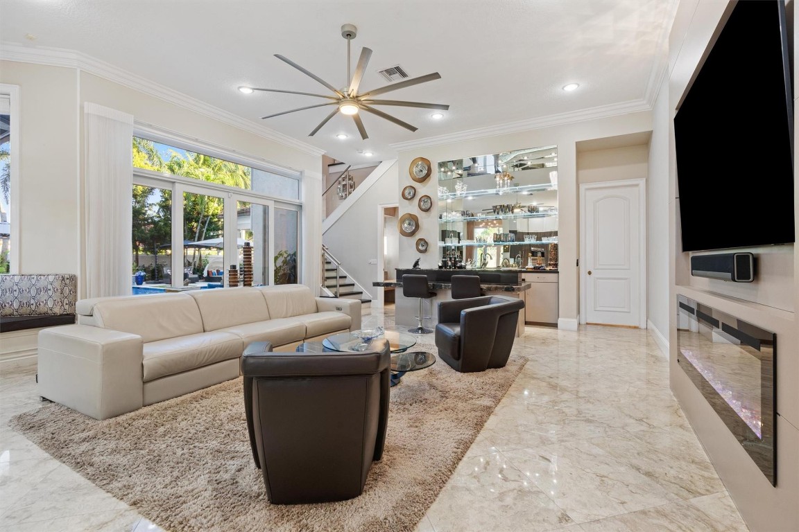 580 Carrotwood Fort Lauderdale, FL 33324