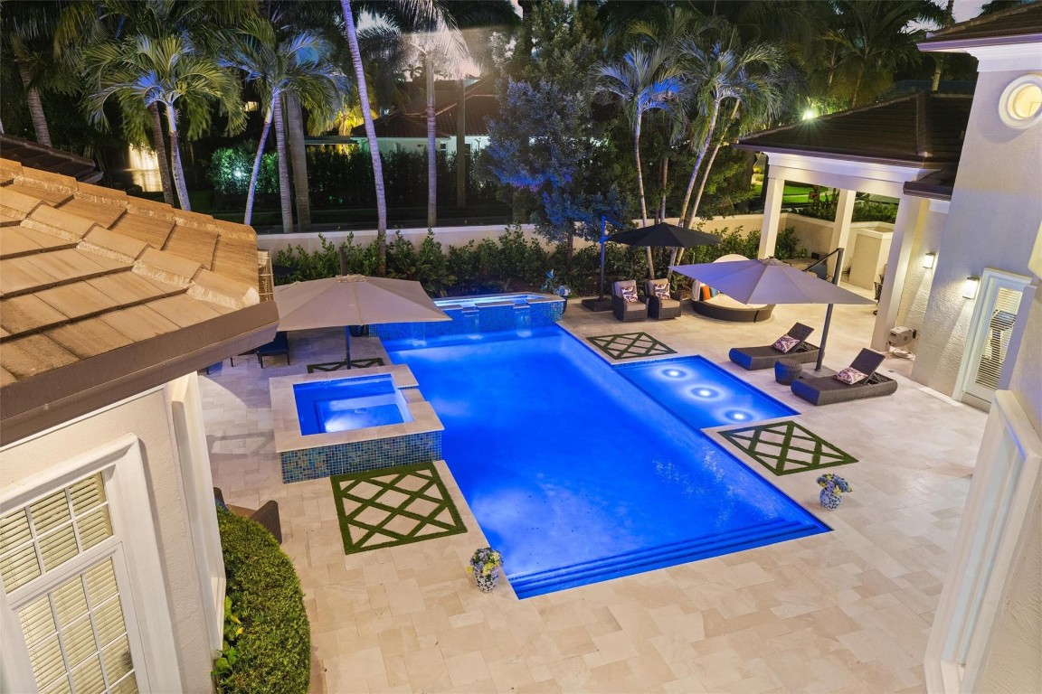 580 Carrotwood Fort Lauderdale, FL 33324