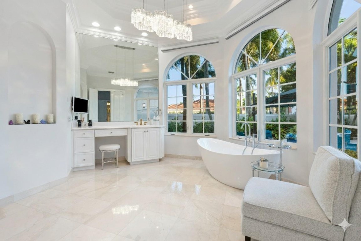 580 Carrotwood Fort Lauderdale, FL 33324