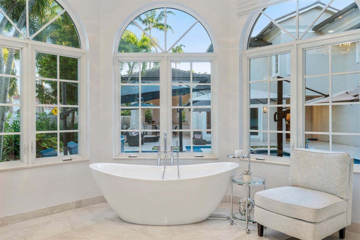 580 Carrotwood Fort Lauderdale, FL 33324