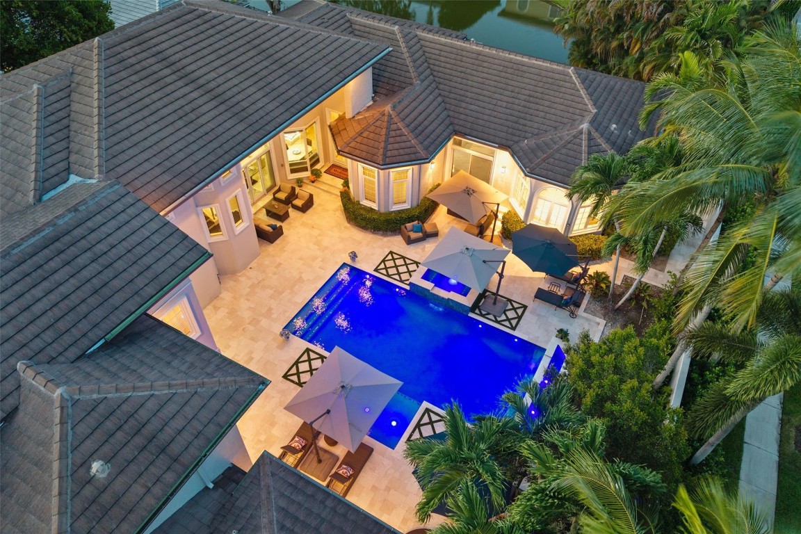 580 Carrotwood Fort Lauderdale, FL 33324