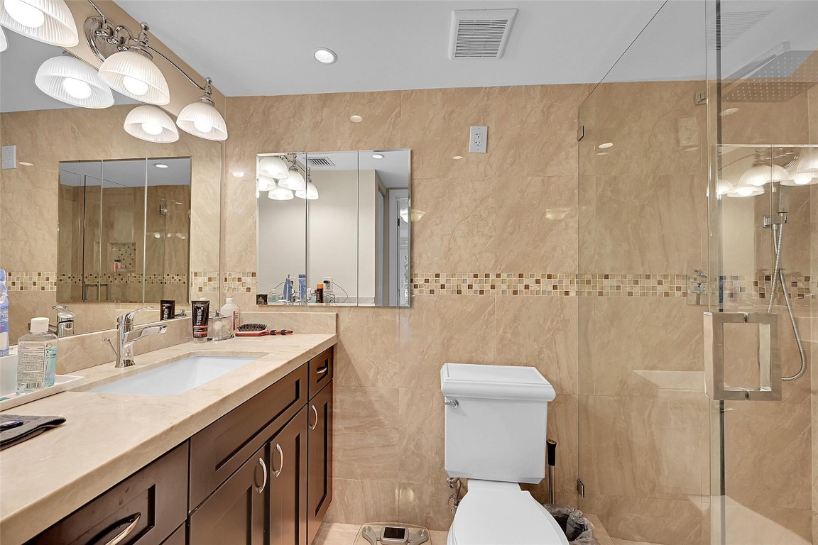 3909 N Ocean #108 Fort Lauderdale, FL 33308