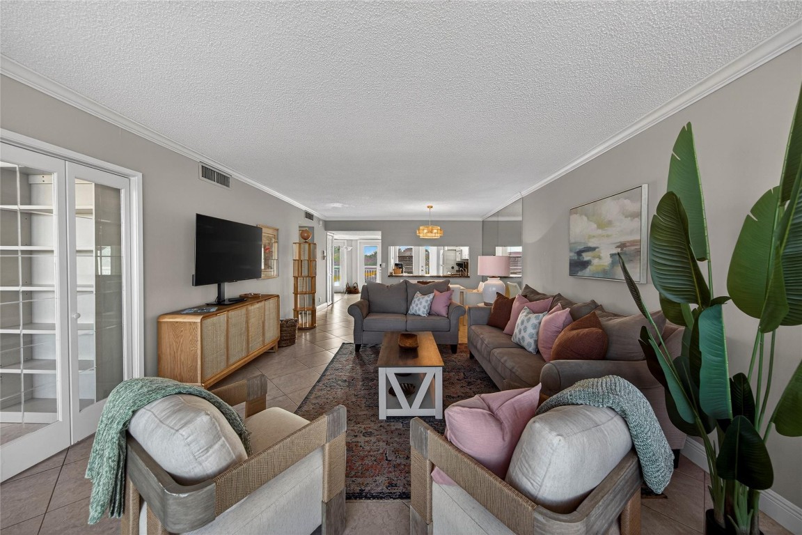 3180 NE 48th #412 Lighthouse Point, FL 33064