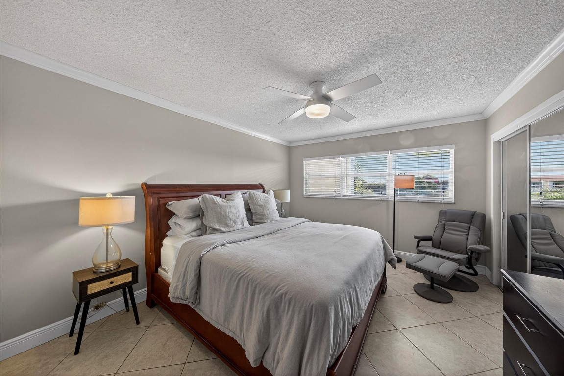 3180 NE 48th #412 Lighthouse Point, FL 33064