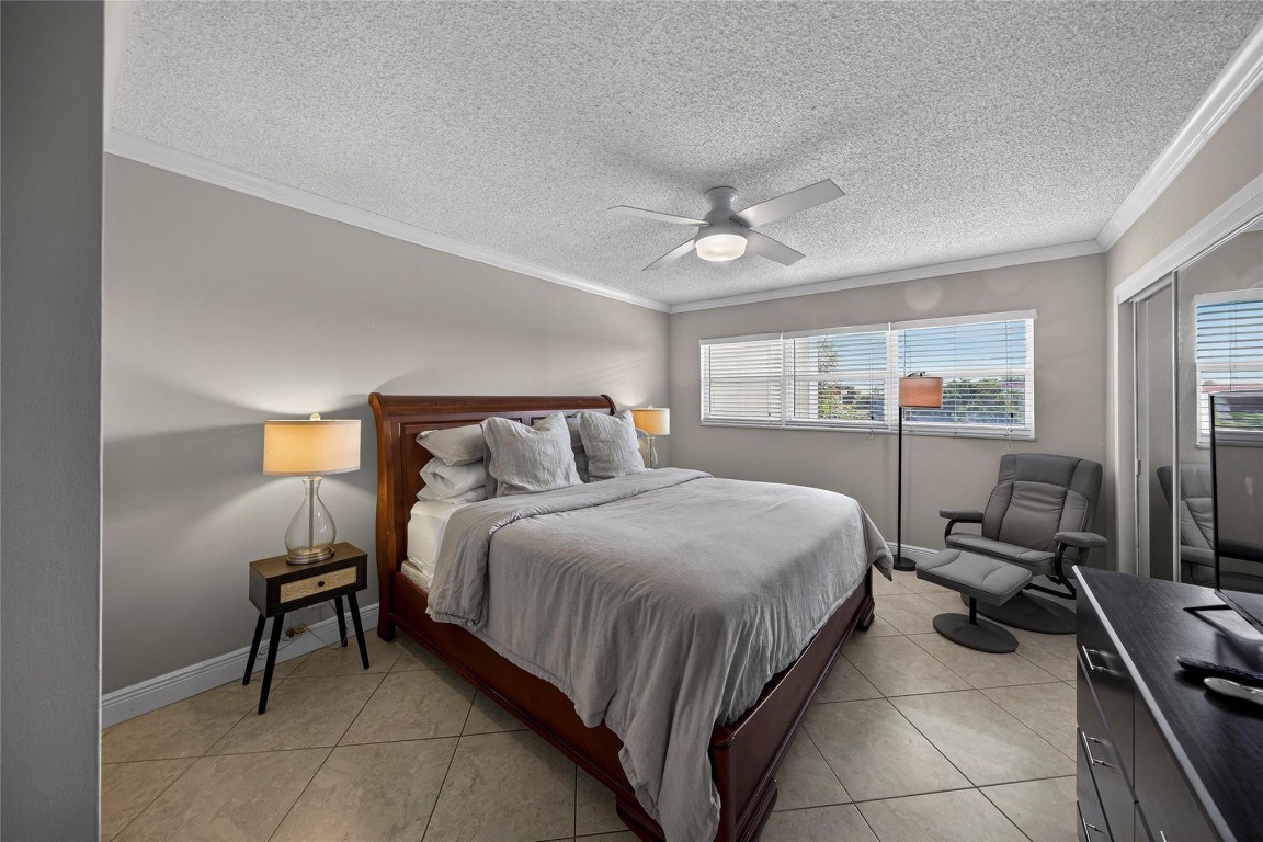 3180 NE 48th #412 Lighthouse Point, FL 33064