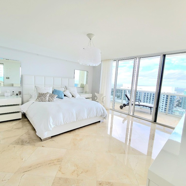 1830 S Ocean #PH5101 Hallandale Beach, FL 33009