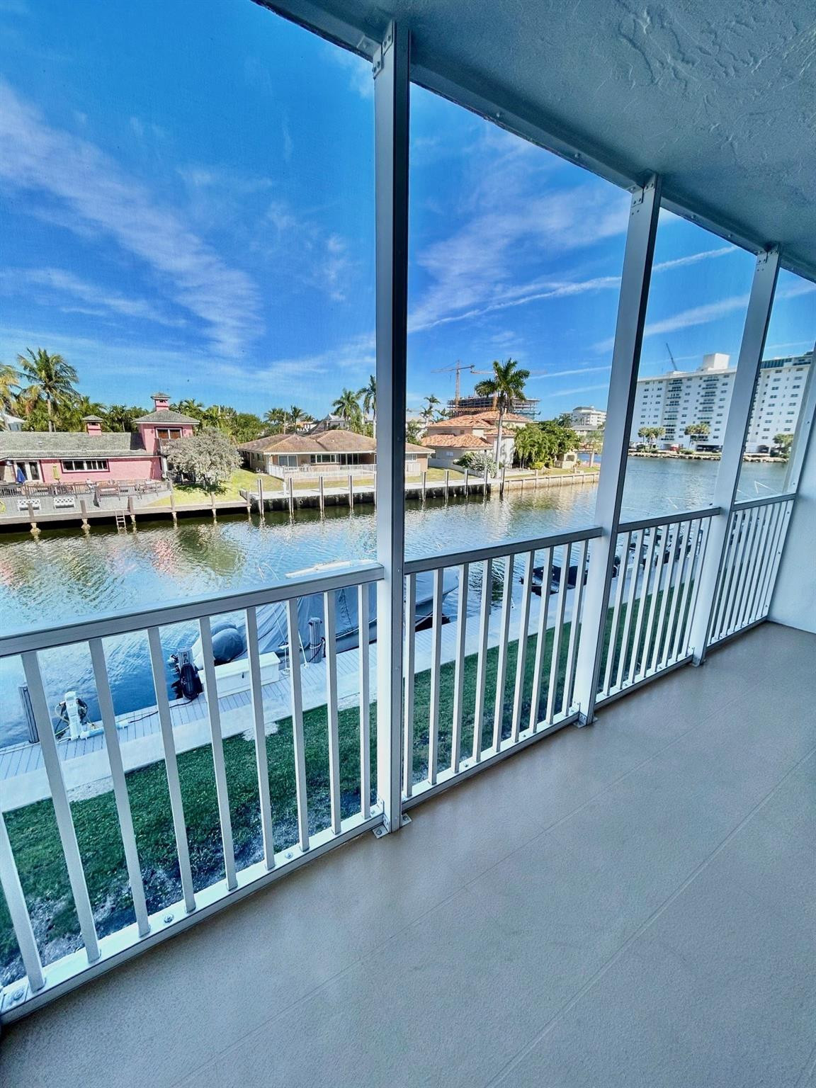 3180 NE 48th #215 Lighthouse Point, FL 33064