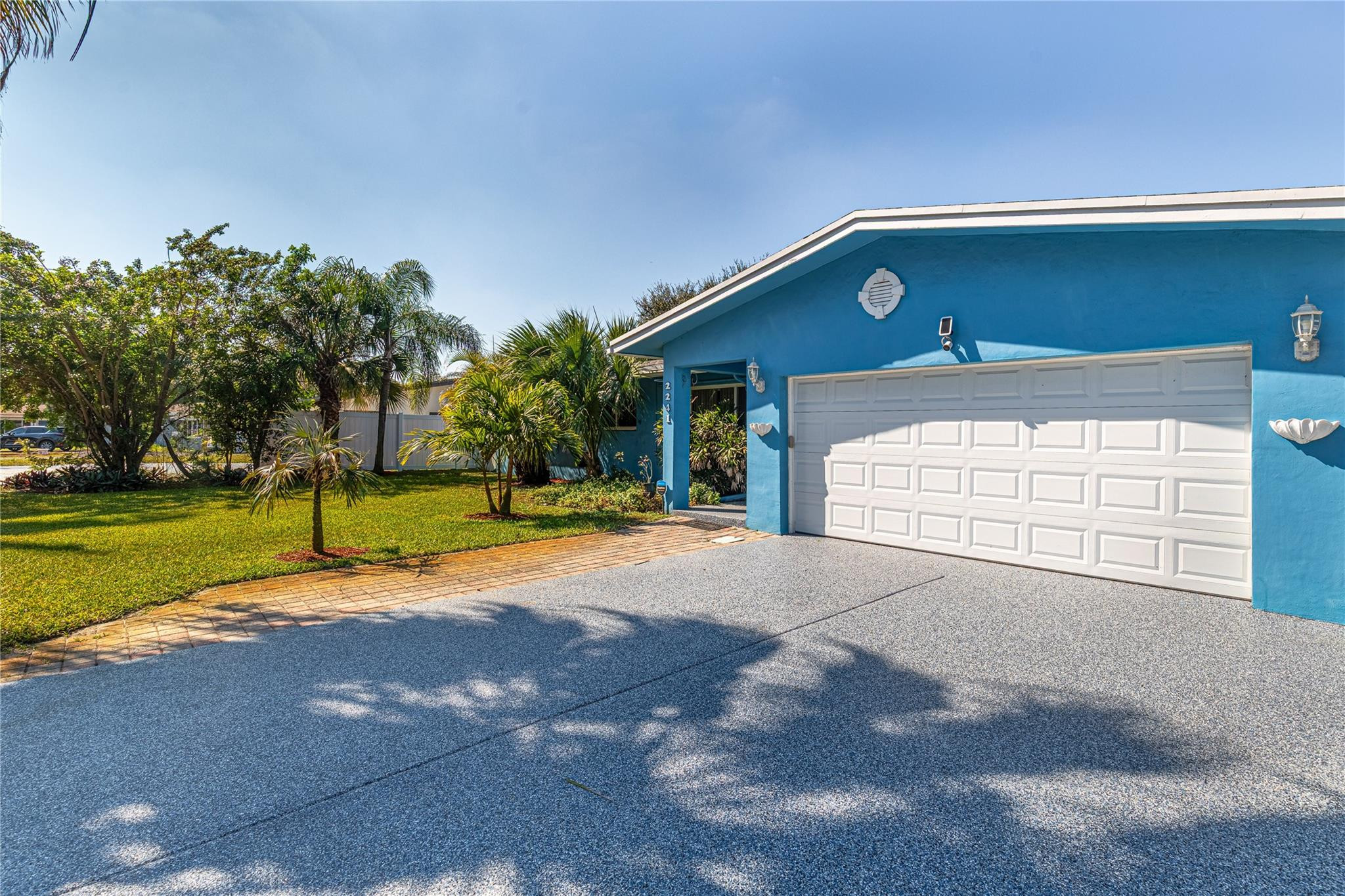 2241 SW 38th Fort Lauderdale, FL 33312