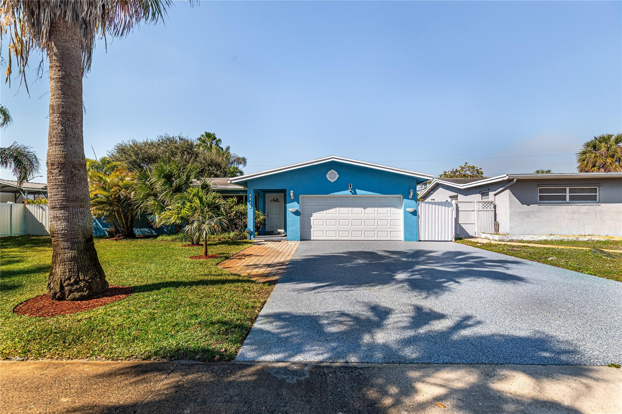 2241 SW 38th Fort Lauderdale, FL 33312